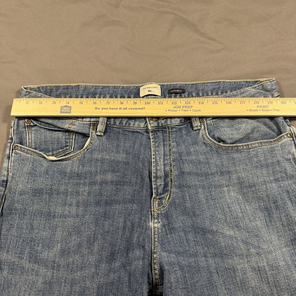 Quicksilver Jeans Men's 38 x 31 Blue Regular Fit Denim Pants Preppy Surf - Picture 2 of 9